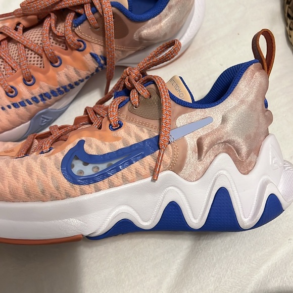 Nike Giannis Immorality Shoes - Picture 2 of 6